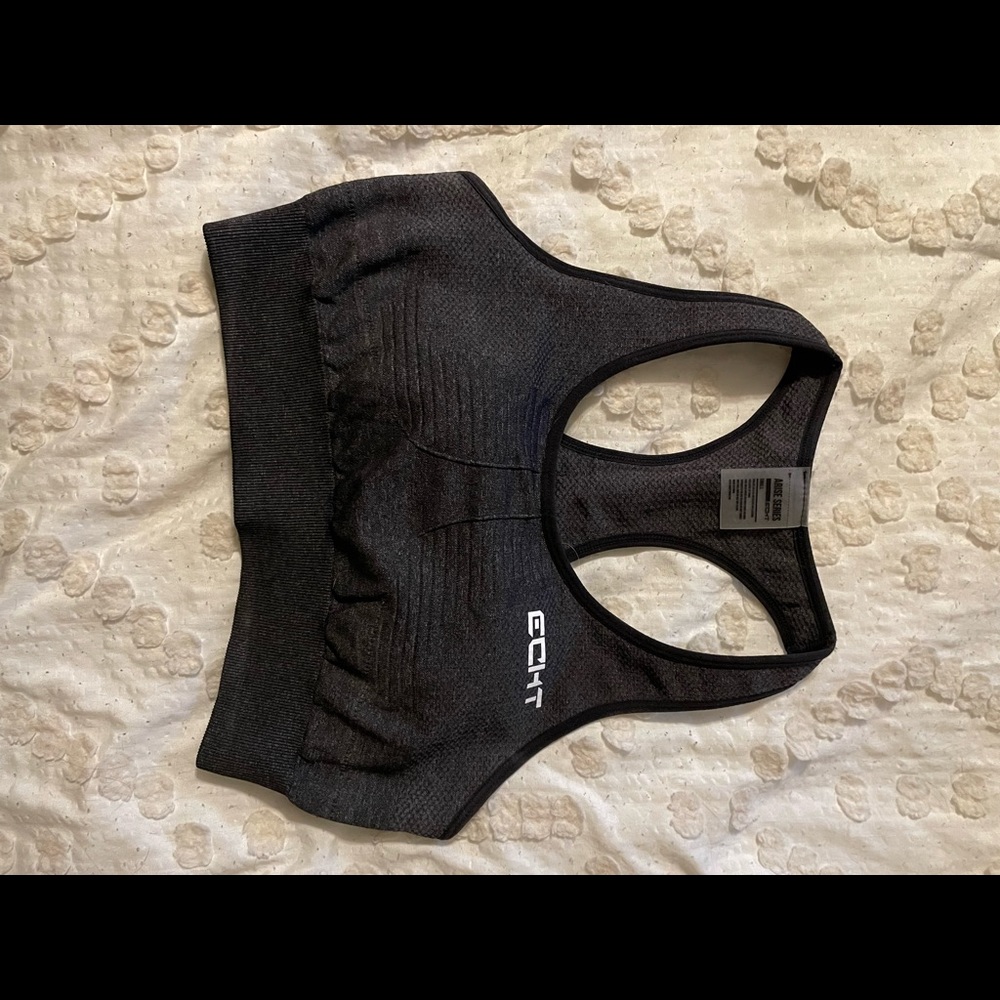 Echt Arise gray sports bra